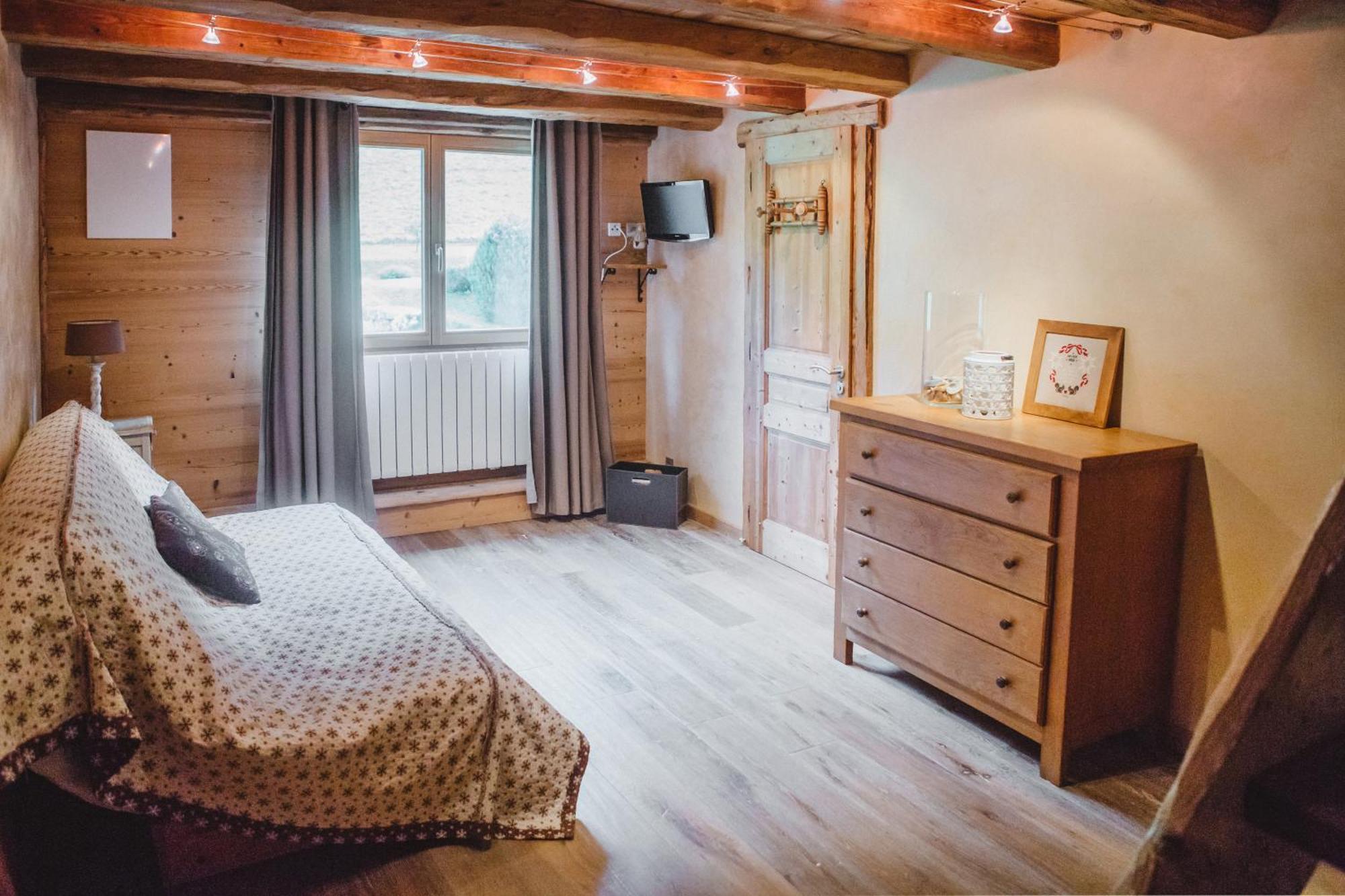 Апартаменти La Ferme Des Cousines Saint-Sigismond  Екстер'єр фото